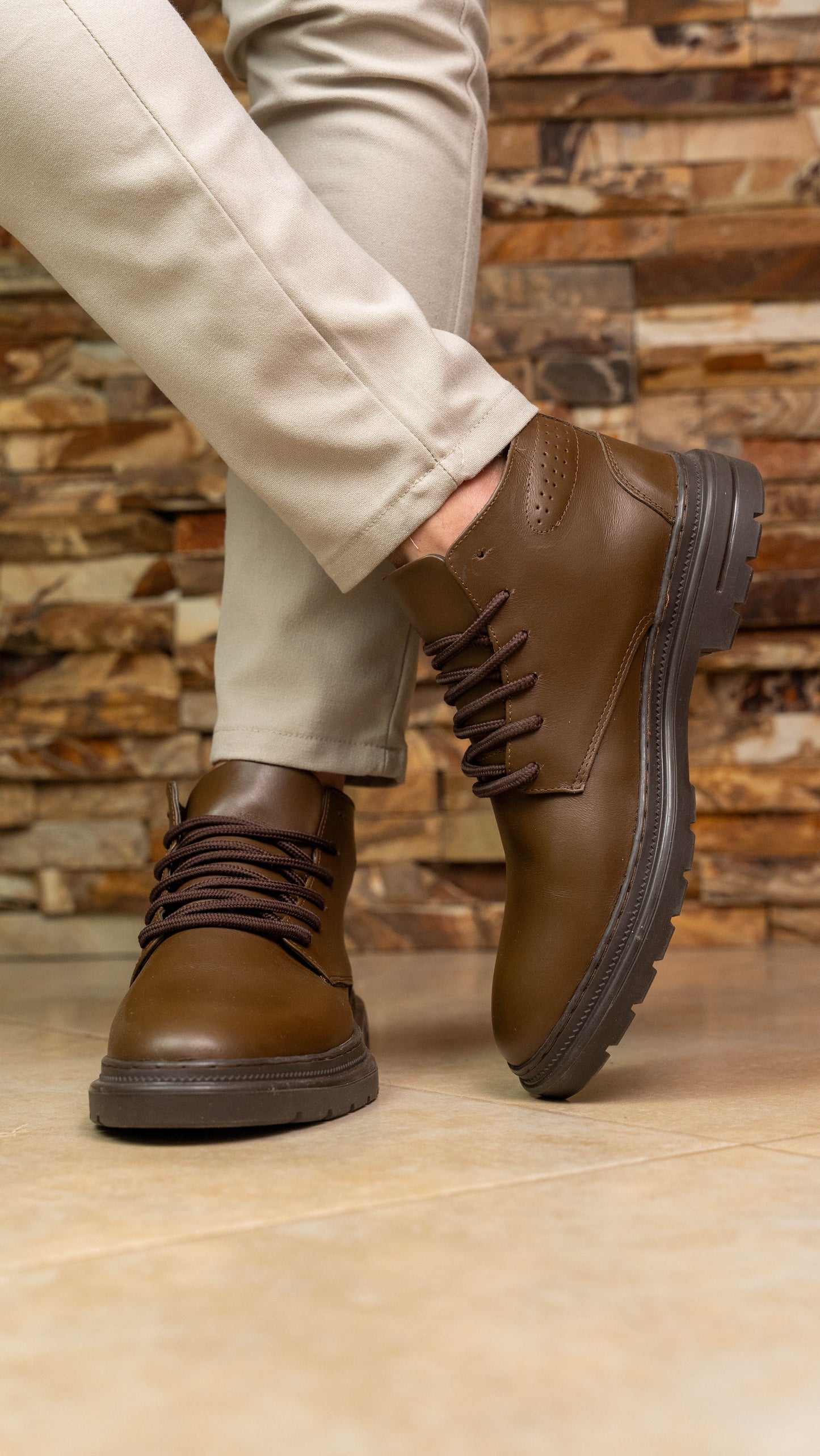 Anzaro Altano © – Boots