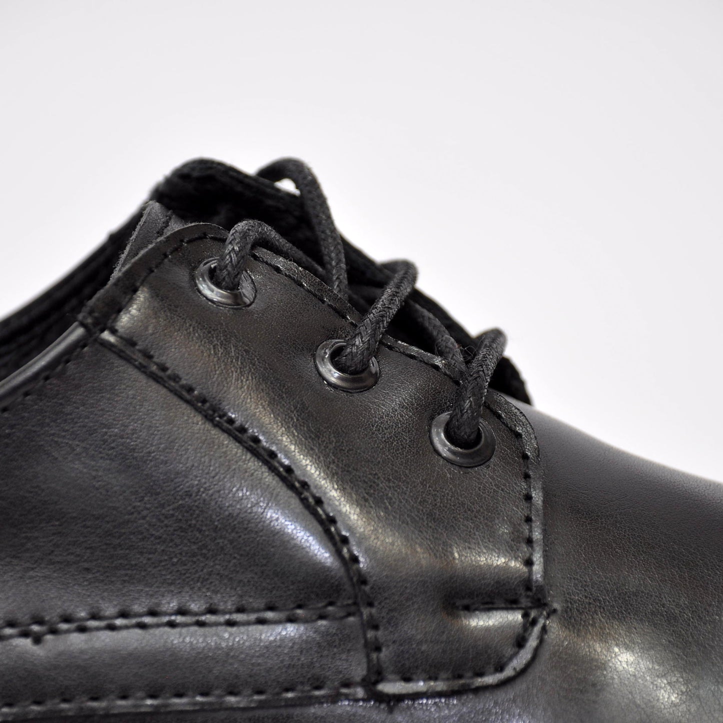 Anzaro Verazi © – Shoes