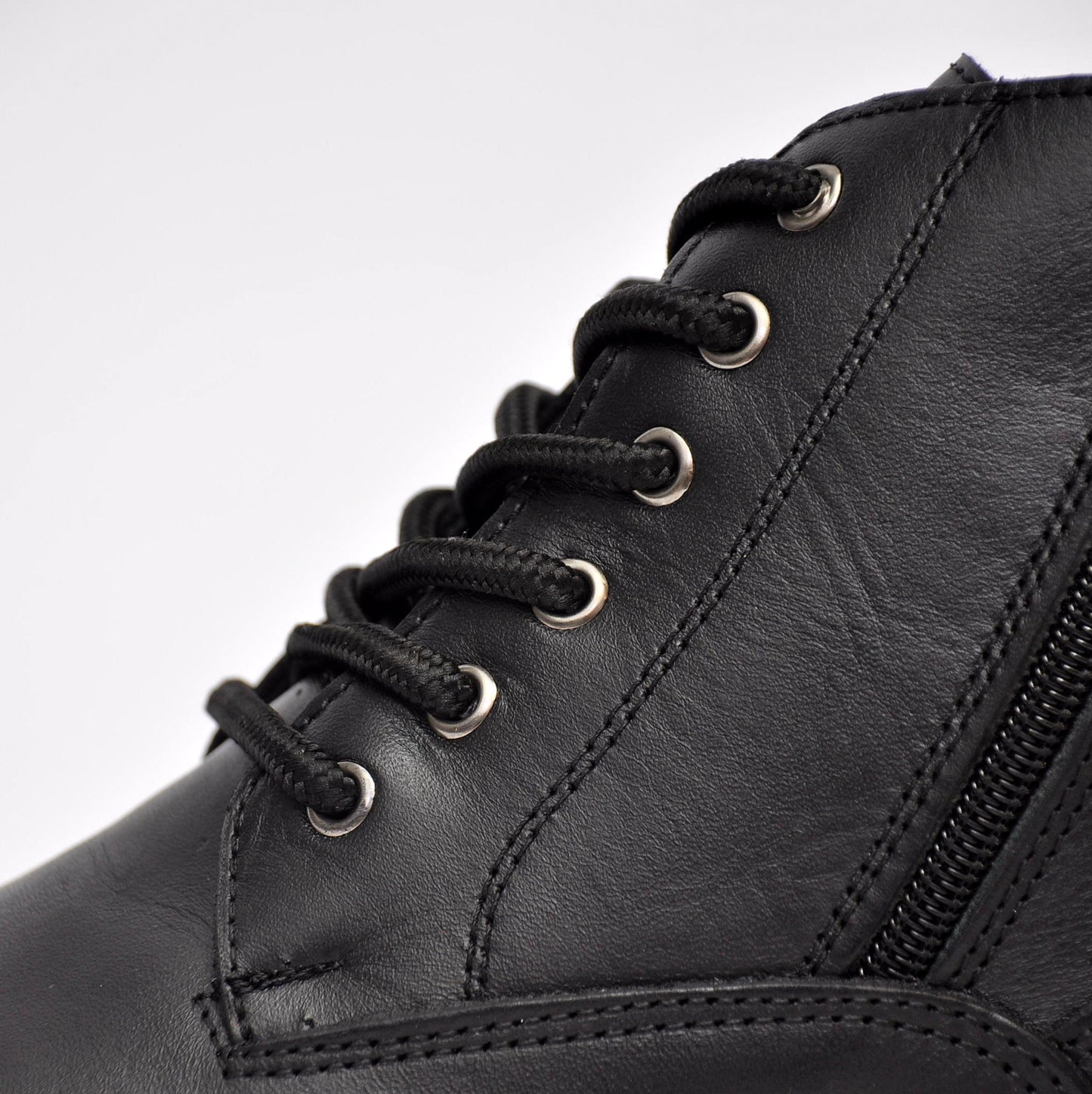 Anzaro Forzano © – Boots